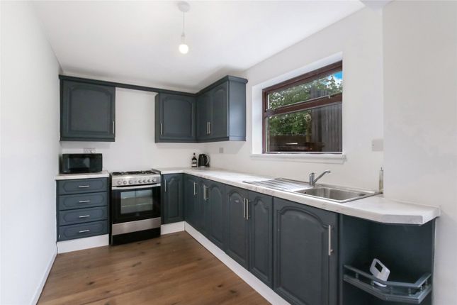 27, Hollows Avenue, Renfrewshire photo 4