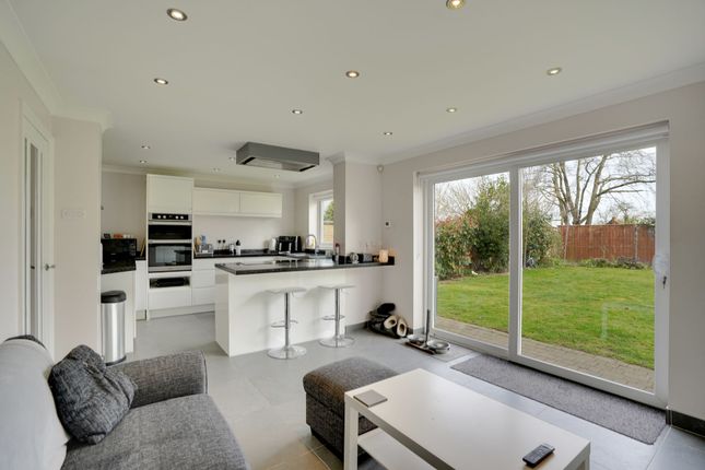 15 Kings Drive, Newmarket photo 2