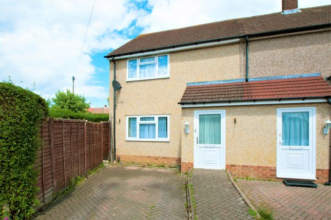 2 bed end terrace house for sale in Almons Way, Slough SL2
