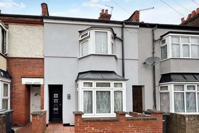 Terraced house for sale in Dale Road, Luton