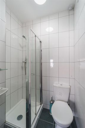 Room 1, 4, Centaur Road, Coventry photo 5