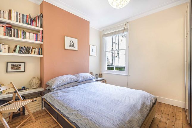 70, Burnbury Road, London photo 3