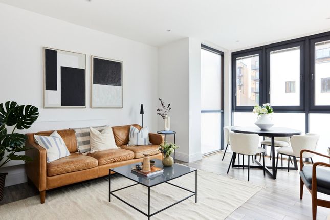 Flat for sale in Manor Park Road, London