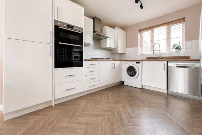 2, Primrose Walk, Bridgwater photo 3