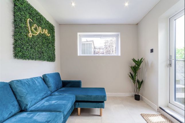 Terraced house for sale in Wastdale Road, London