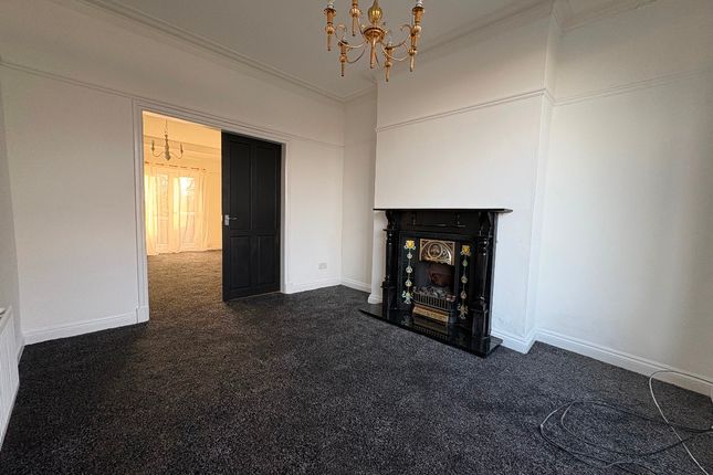 652 Manchester Road, Bolton photo 3