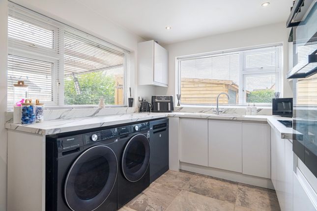 141 Hargham Road, Attleborough photo 4