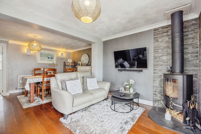 7, Franklyn Close, Cornwall photo 3
