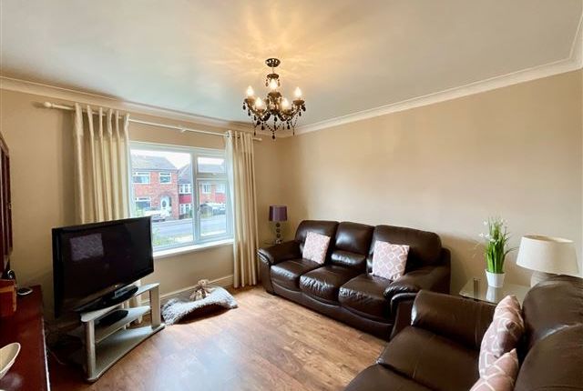 40, Rosegarth Avenue Aston, Sheffield photo 3
