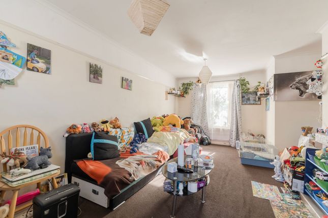 7 Wheatley Road, Norwich photo 4
