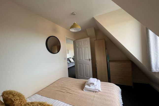 Apartment 27, 154-155, St. Helens Road, Swansea photo 2