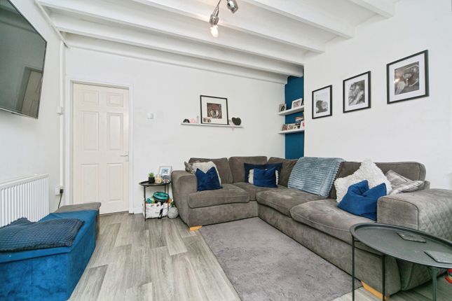 2, Fron Terrace, Colwyn Bay photo 2