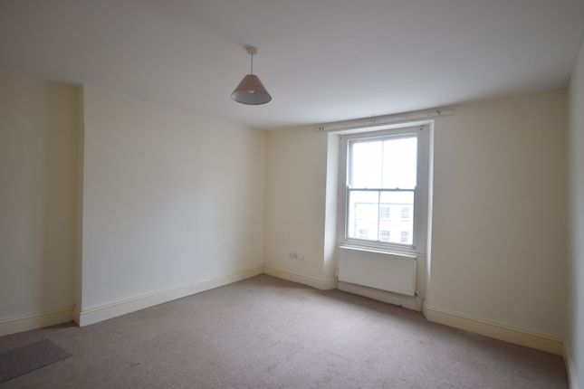 Flat 1, 15 Fore Street, Great Torrington photo 2
