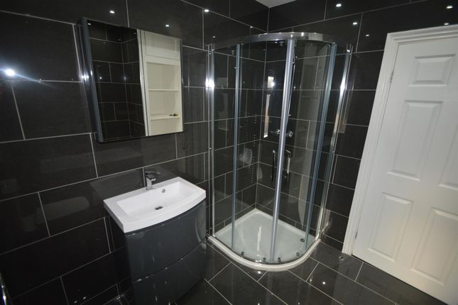 201 Cherrydown Avenue, London photo 4
