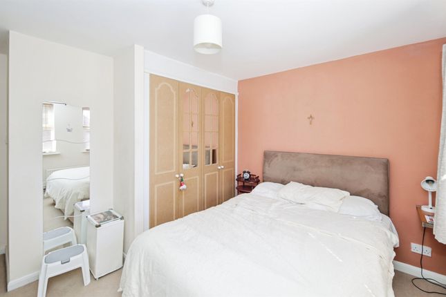 16, Watson Way, Balsall Common photo 4
