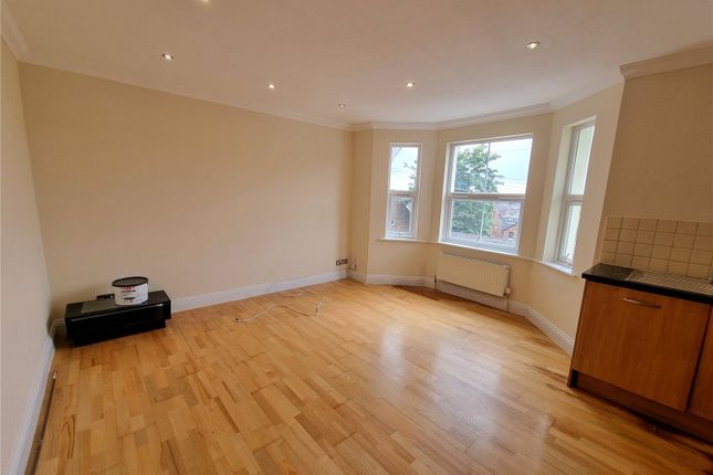 144c, Brambletye Park Road, Surrey photo 3