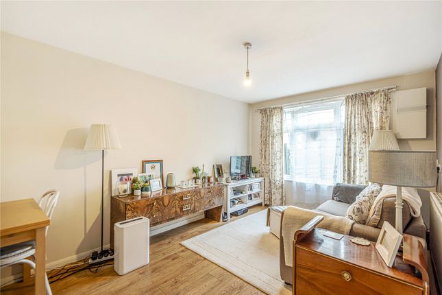 Iffley Close Uxbridge Middlesex Ub8 1 Bedroom Flat For