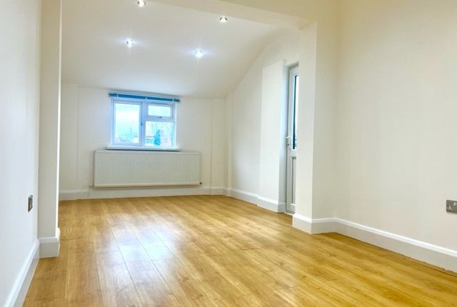 551a, Pinner Road, North Harrow photo 3