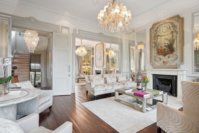 Town house for sale in Hanover Terrace, London