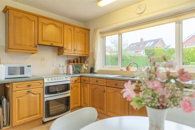 Bungalow for sale in Cranford Close, Exmouth