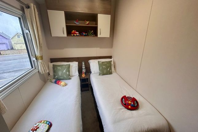 West Mersea Holiday Park, Seaview Avenue, Colchester photo 4