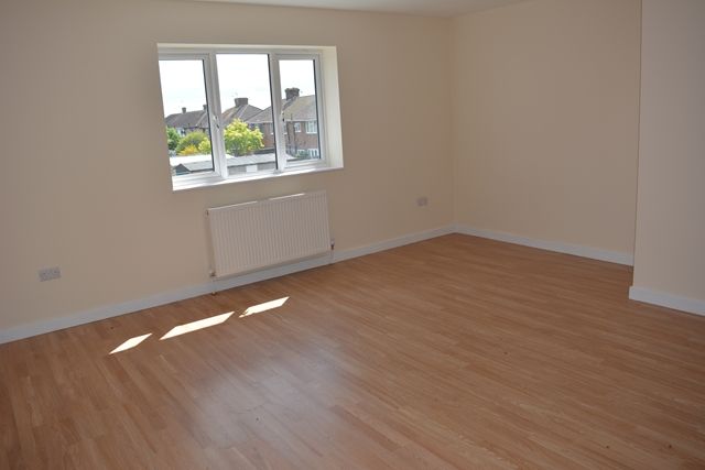 147B, Harrowden Road Bedfordshire, Bedford photo 4