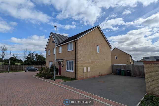 Grayling Close, Little Paxton, St Neots photo 2