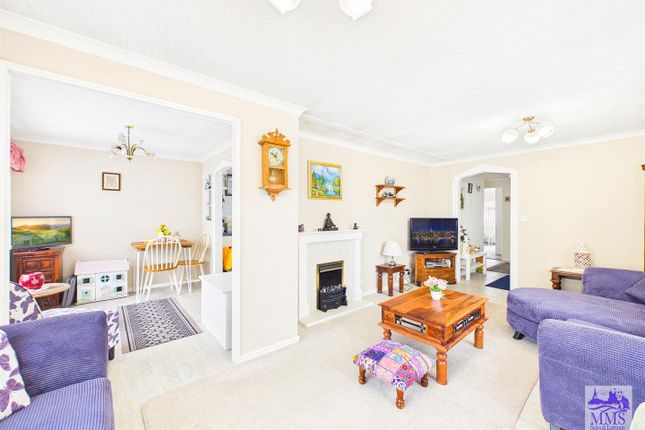 44, Beech Road, Hoo photo 2
