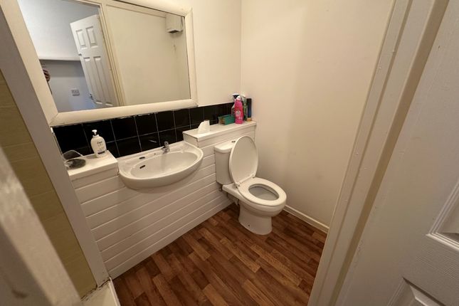 9, Tipton photo 4