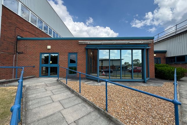 Thumbnail Office to let in Edgworth Suite, Paragon Business Park, Chorley New Road, Horwich, Bolton, Greater Manchester