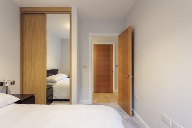 Apt 4, 77 Aldenham Road, Bushey photo 4