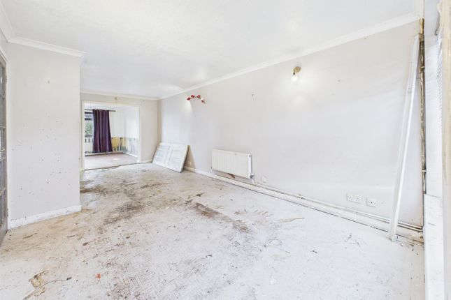 15, Fircroft Close, Reading photo 3