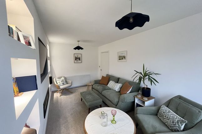 8, Renwick Avenue, Newcastle Upon Tyne photo 4