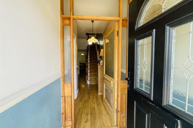 13, Hedley Terrace, Llanelli photo 4