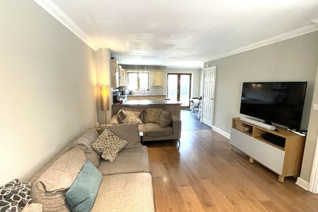 41, Kelling Way, Milton Keynes photo 3
