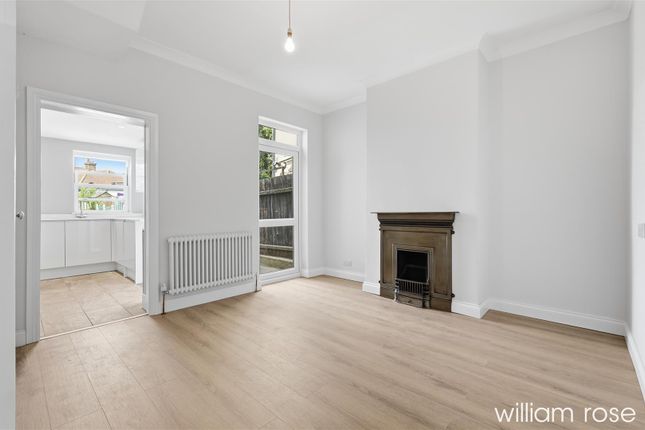 94, Prospect Road, Woodford Green photo 4