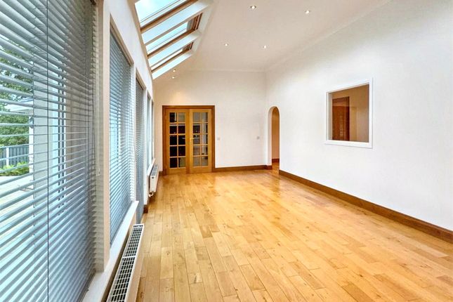 19, Meadow Bank, Moffat photo 4
