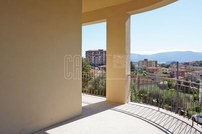 Duplex for sale in Via Delle Ville 40, Arcola, La Spezia, Liguria, Italy