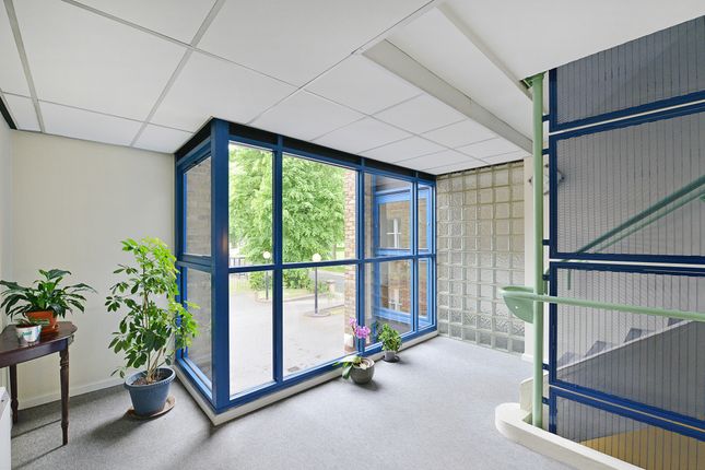 Flat for sale in Victoria Park Road, London