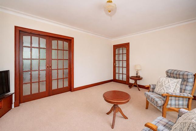 11, Sutherland Crescent, Dundee photo 4