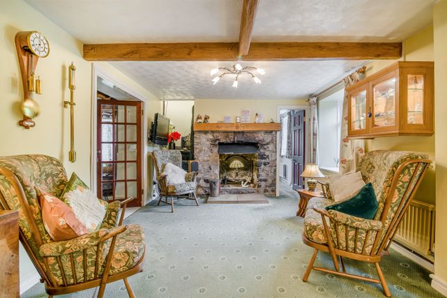 Cerrig Mawrian, Llanover, Abergavenny photo 3