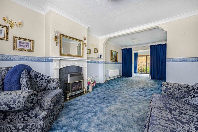 33, Maxwell Gardens, Kent photo 2