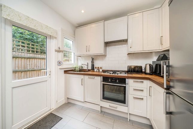 102, Mantilla Road, London photo 3