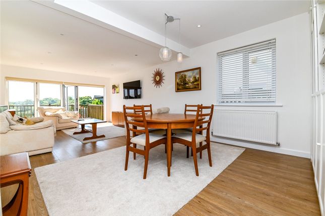 47, Lavender Road, Lymington photo 4
