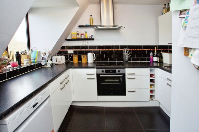 Flat for sale in Frogmore, Fareham