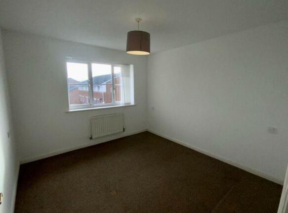 25, Harbreck Grove, Liverpool photo 5