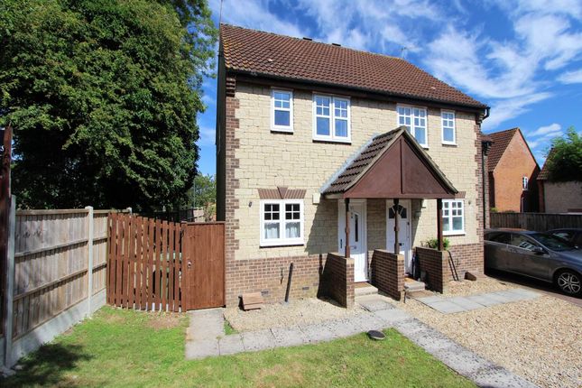 2 bed semi-detached house to rent in Couzens Close, Chipping Sodbury, South Gloucestershire BS37