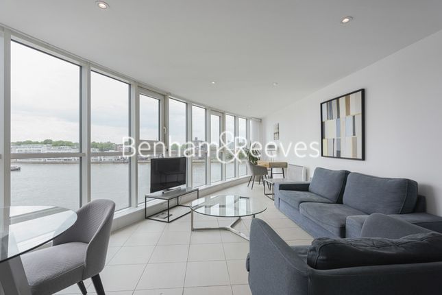 Thumbnail Flat to rent in Hamilton House, St Georges Wharf