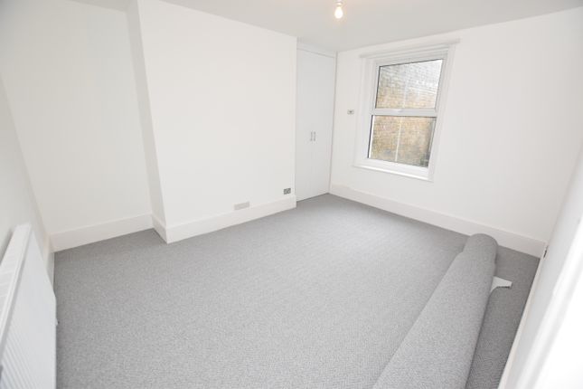 Flat to rent in Edgar Road, Cliftonville, Margate