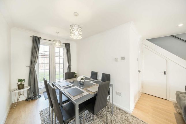 7, Poplar Grove, London photo 4